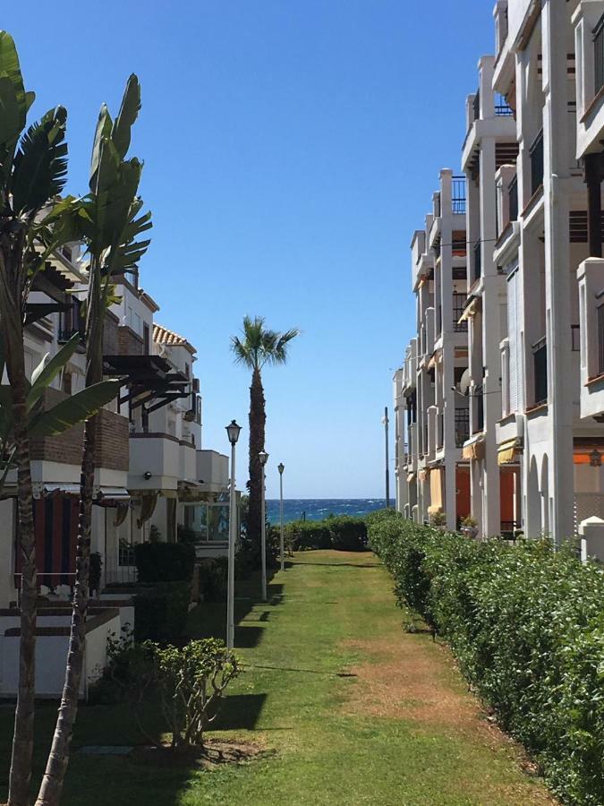 Apartamento Coral Beach Torrox Dış mekan fotoğraf