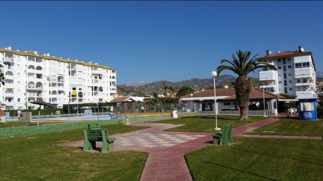 Apartamento Coral Beach Torrox Dış mekan fotoğraf